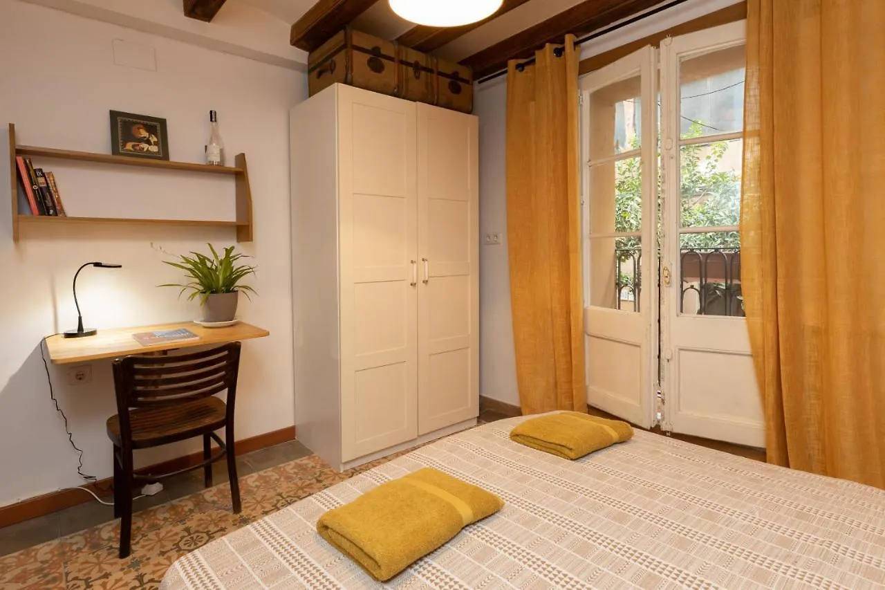 Aparteasy - Central Gracia Apartments Barcelona Spain