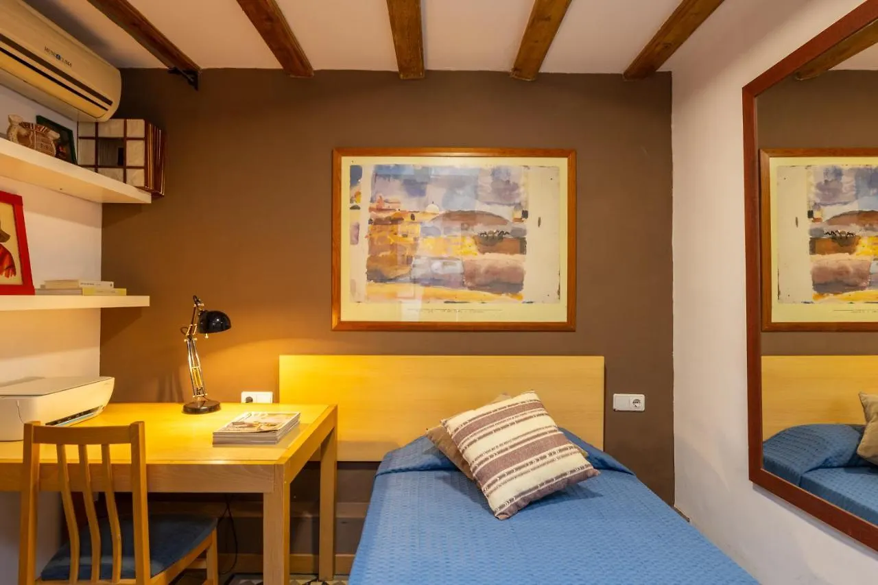 Aparteasy - Central Gracia Apartments Barcelona 0*,