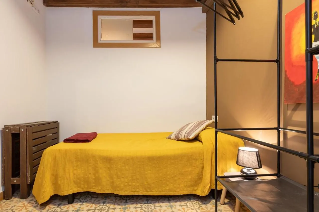 Aparteasy - Central Gracia Apartments Barcelona
