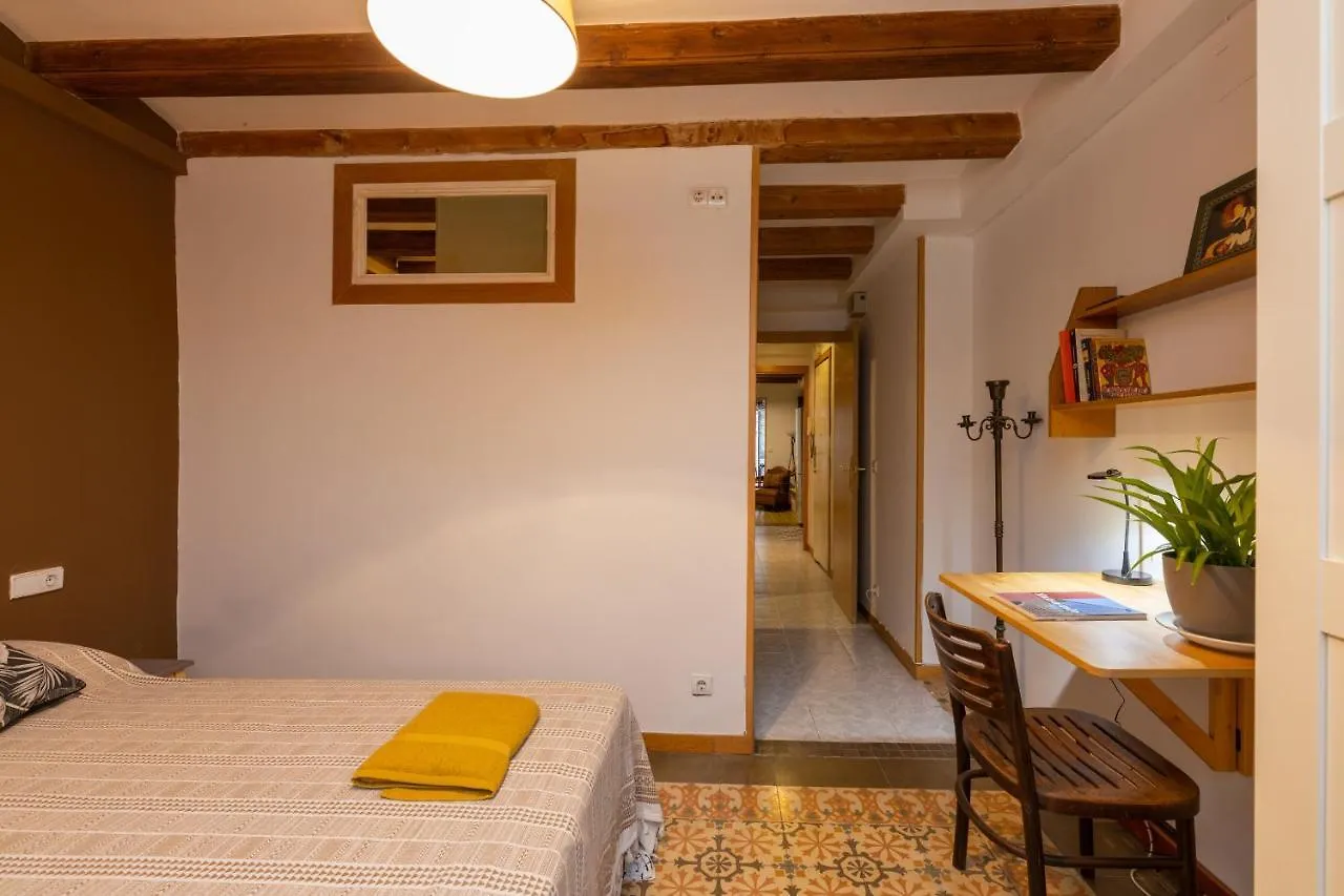 Aparteasy - Central Gracia Apartments Barcelona Spain