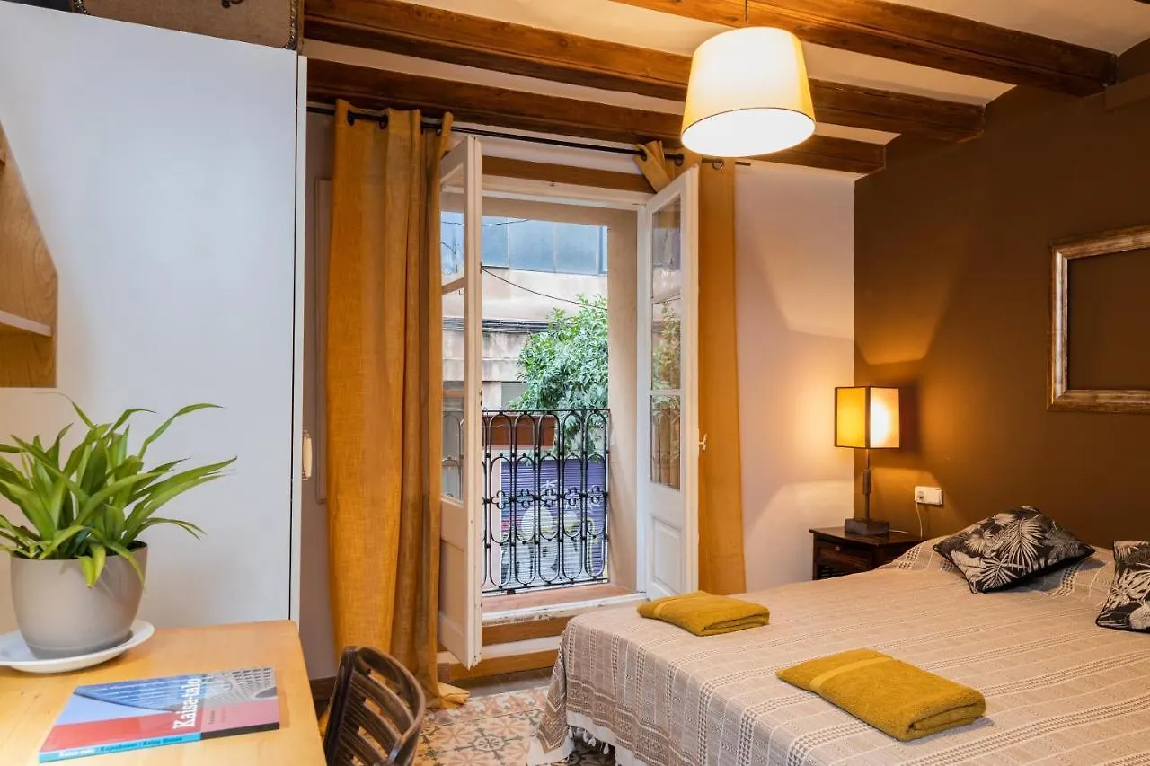 Aparteasy - Central Gracia Apartments Barcelona