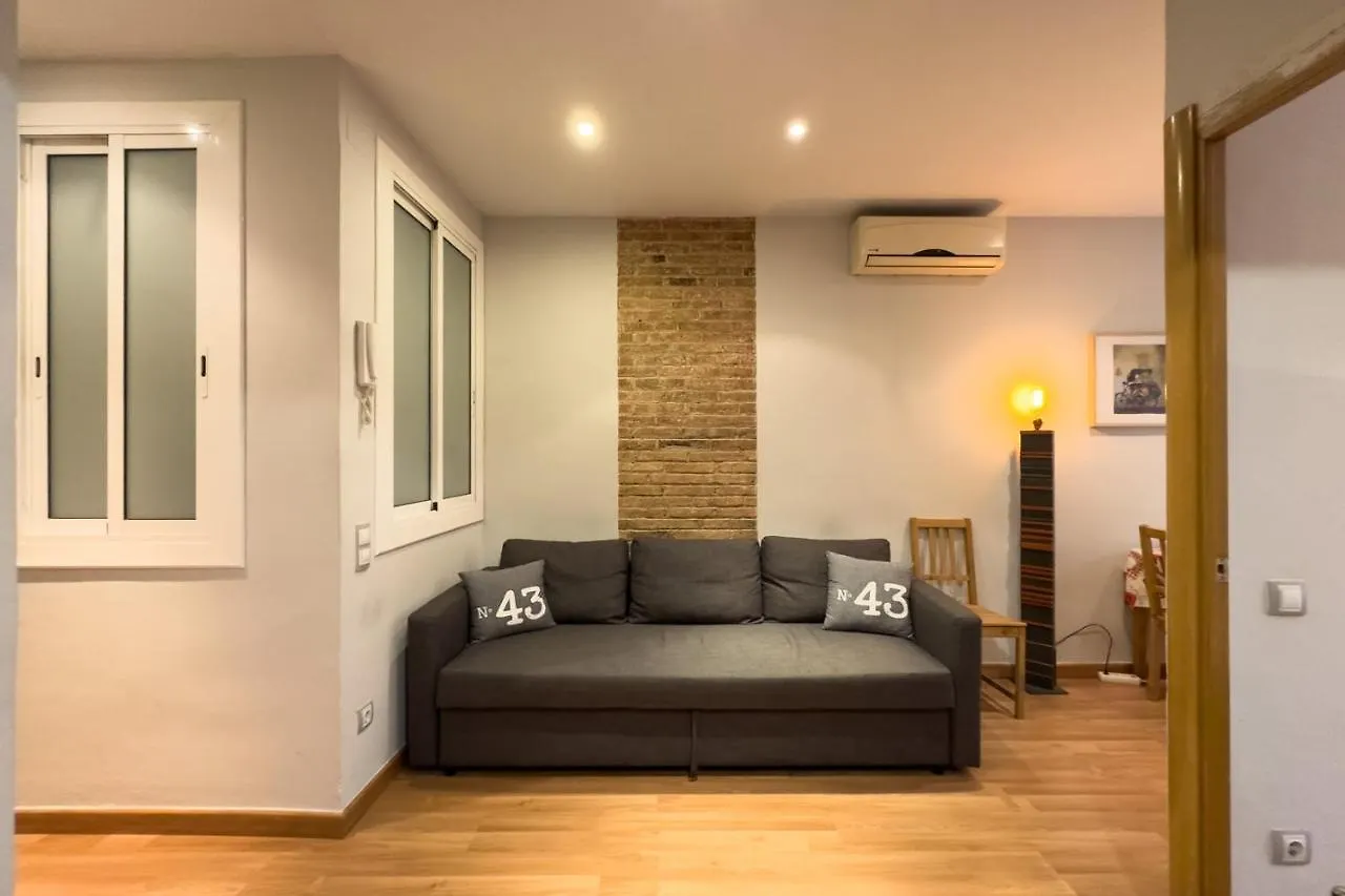 Aparteasy - Central Gracia Apartments Barcelona