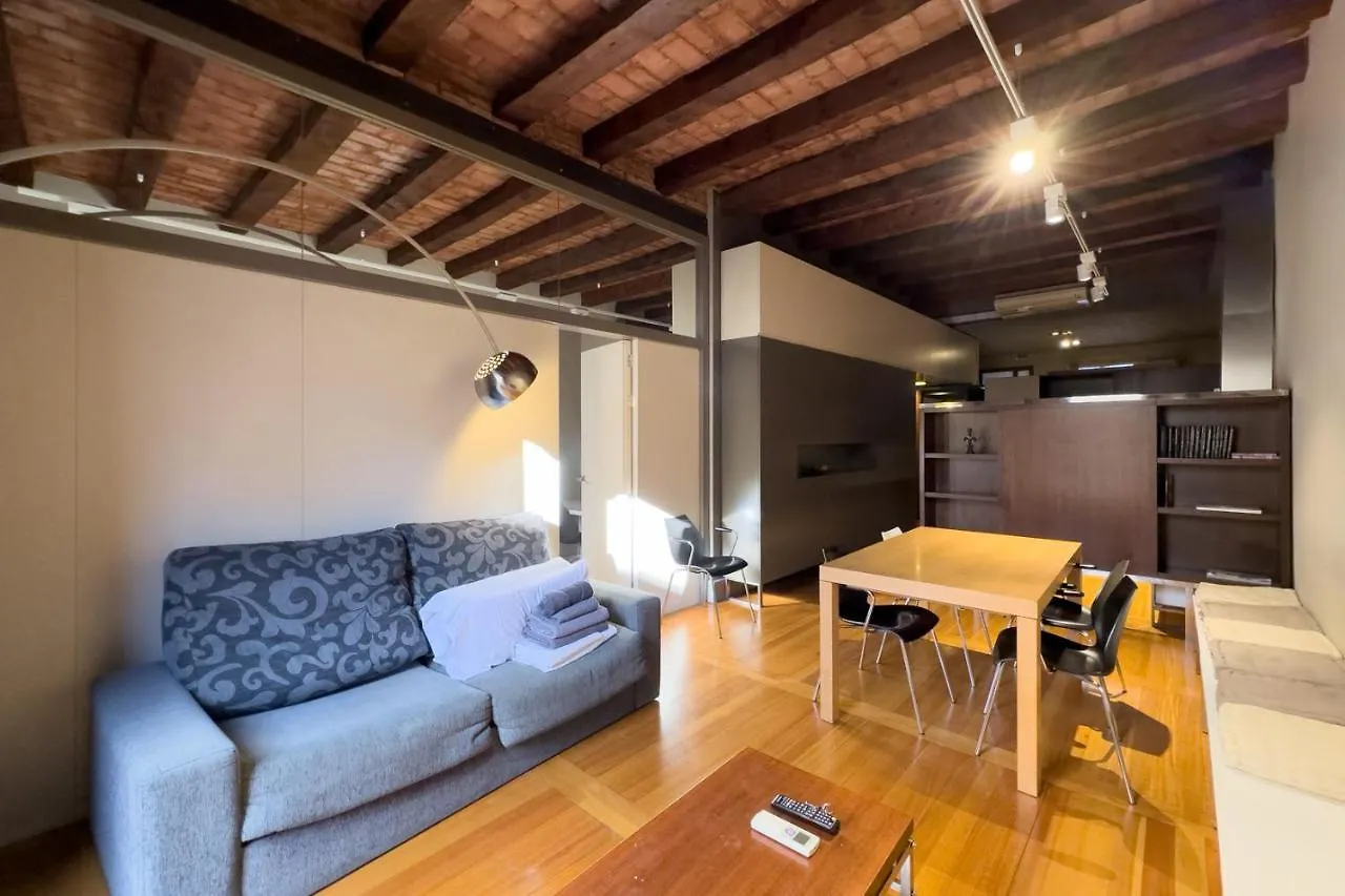 Aparteasy - Central Gracia Apartments Barcelona 0*,