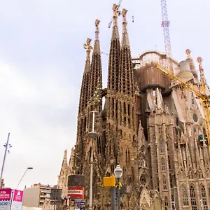  Apartment Charm Sagrada Familia