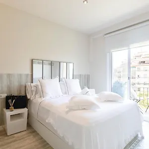  Apartment Chic Gran Via