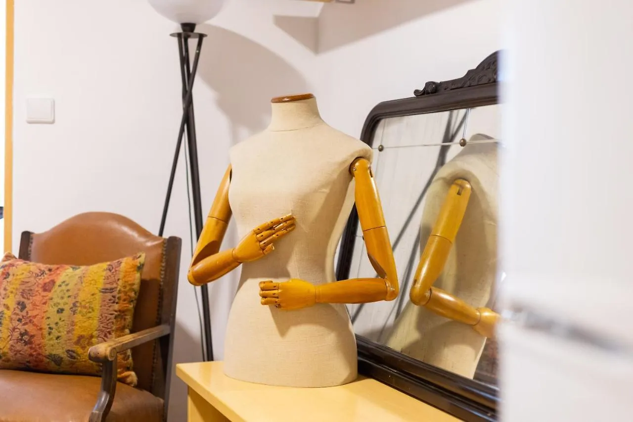 Aparteasy - Central Gracia Apartments Barcelona