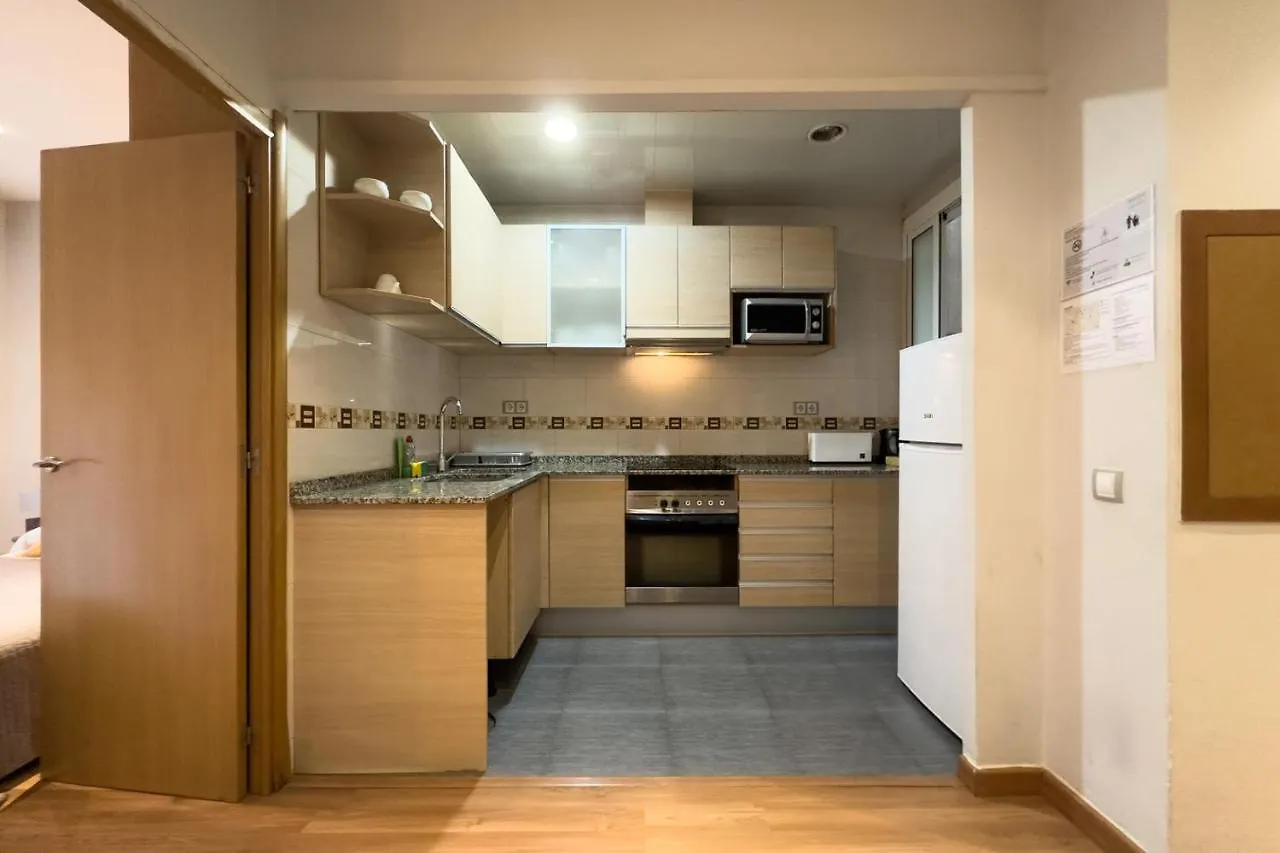 Aparteasy - Central Gracia Apartments Barcelona Spain
