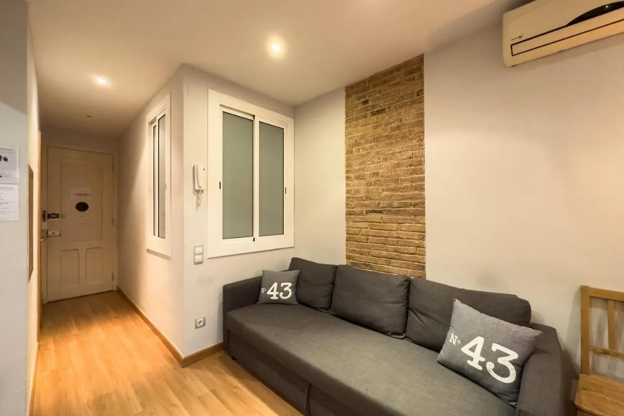 Aparteasy - Central Gracia Apartments Barcelona 0*,