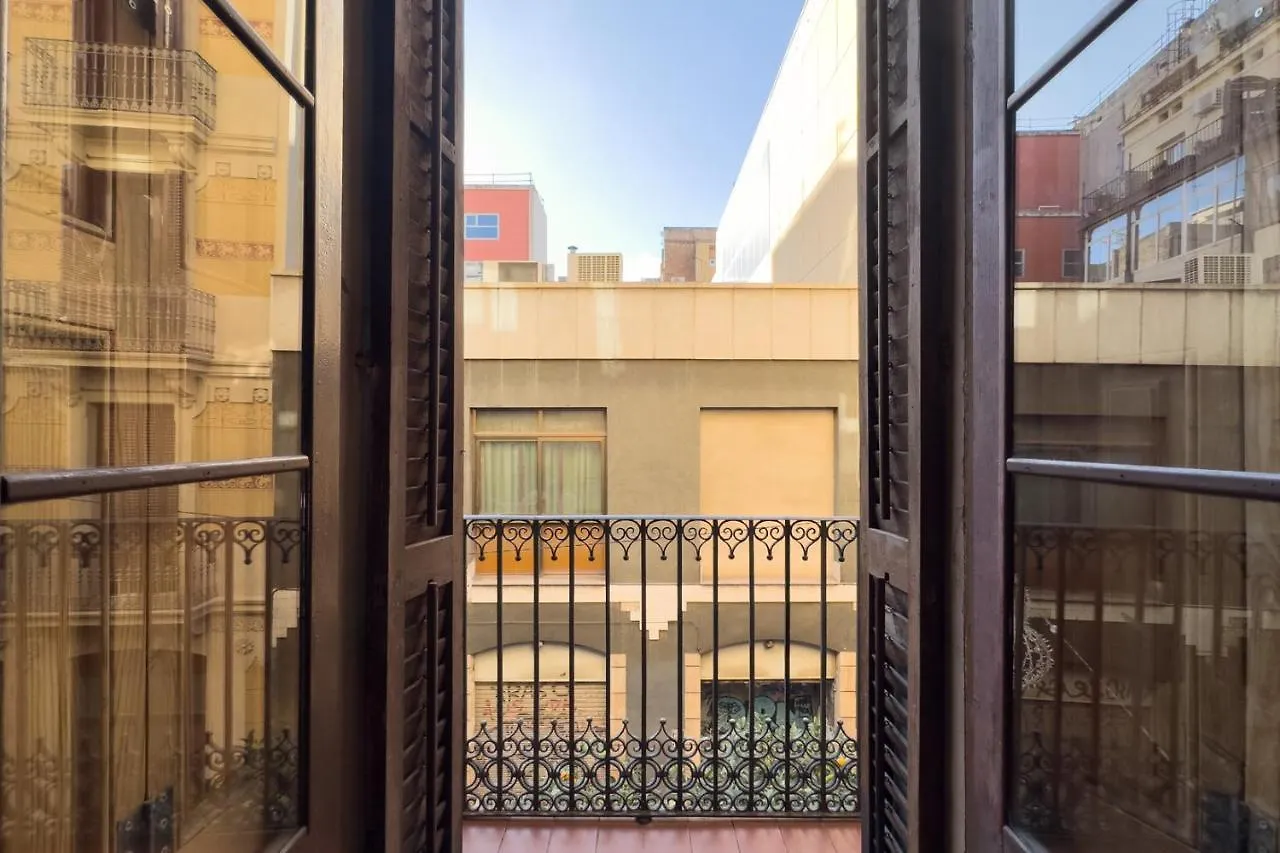 Aparteasy - Central Gracia Apartments Barcelona 0*,