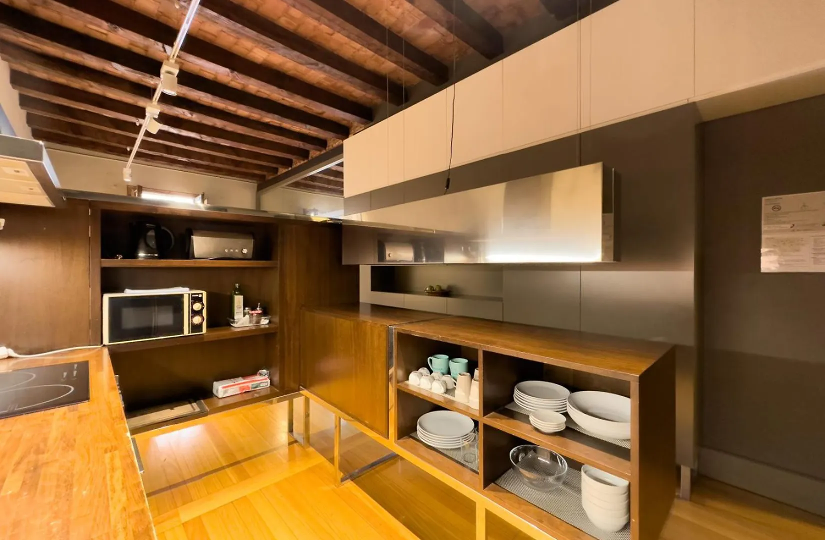 Aparteasy - Central Gracia Apartments Barcelona