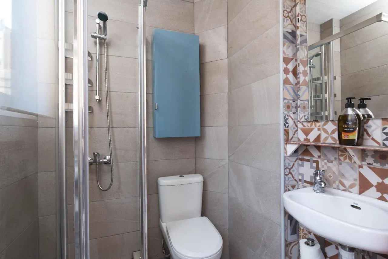 Aparteasy - Central Gracia Apartments Barcelona