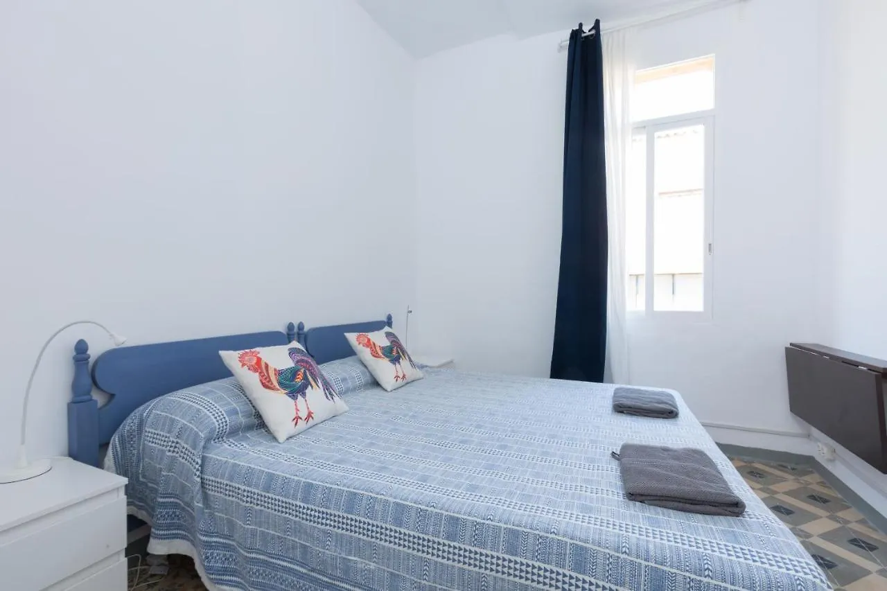 Aparteasy - Central Gracia Apartments Barcelona