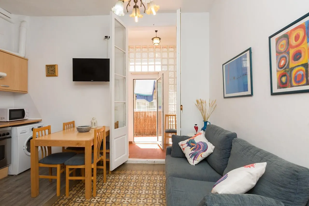 Aparteasy - Central Gracia Apartments Barcelona